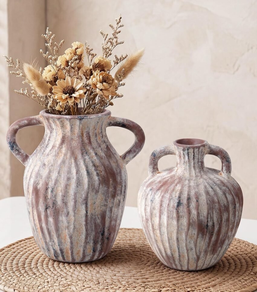 vases decor accessories