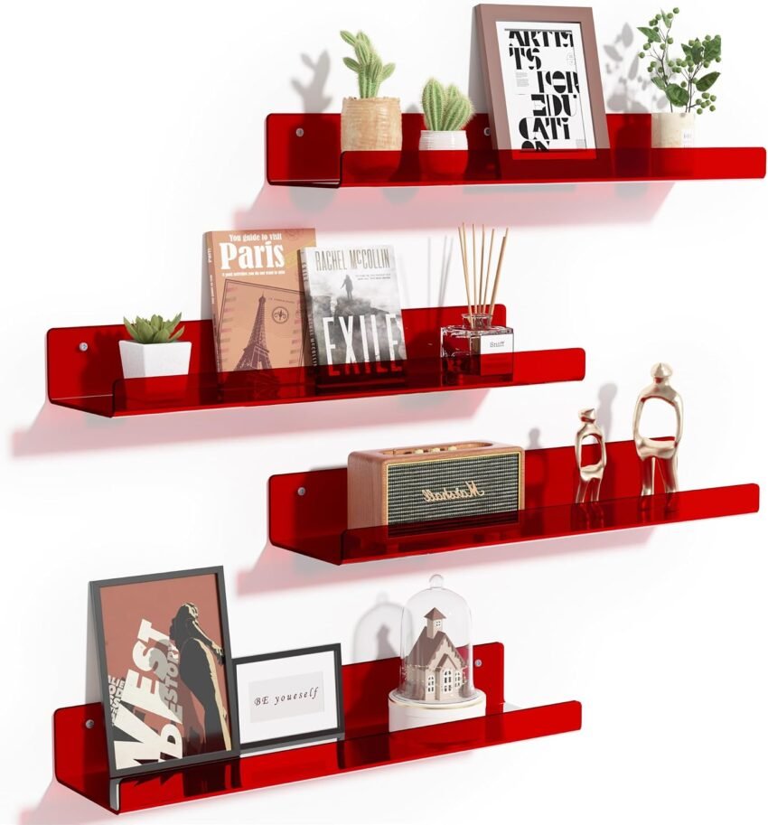 red decor accessories